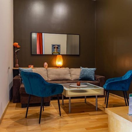 Апартаменты House Of Frida Краков Экстерьер фото